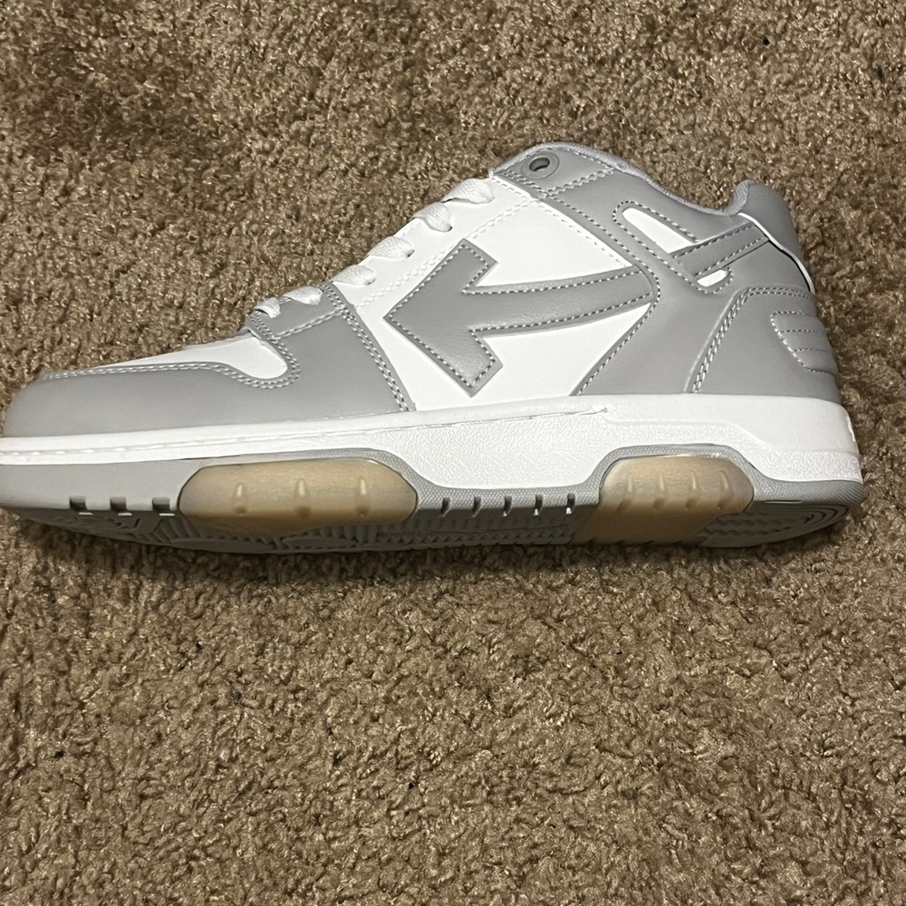 Off-white out of office